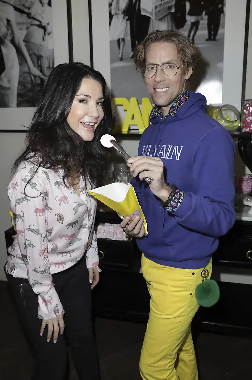 b474841640de1ff0a03dcc6120e37fca