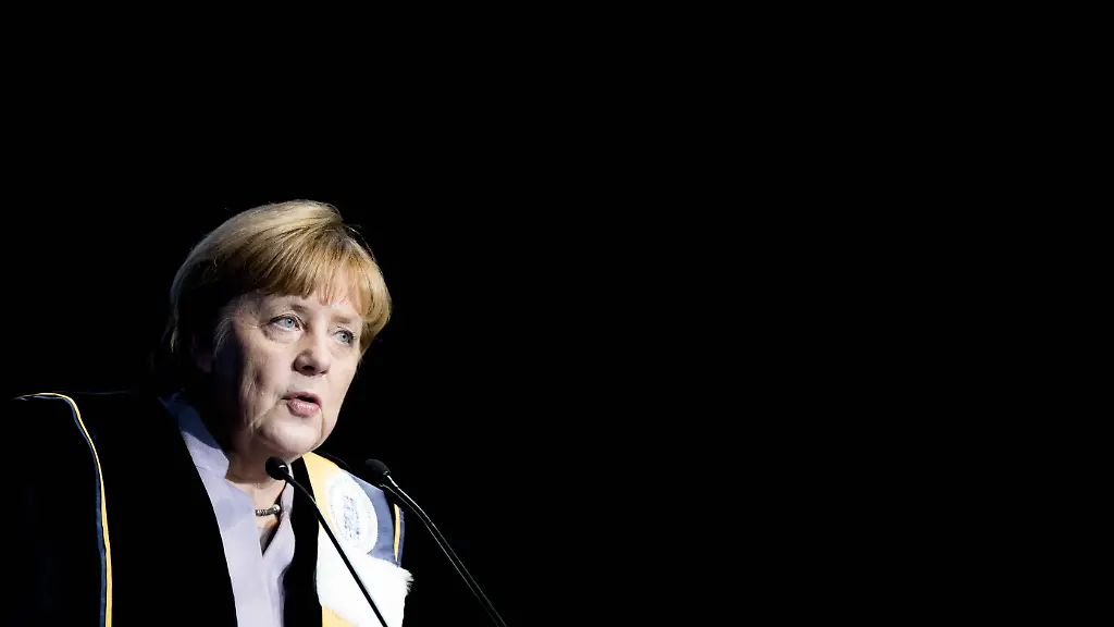 516d591f02ba32ace07592698f883426