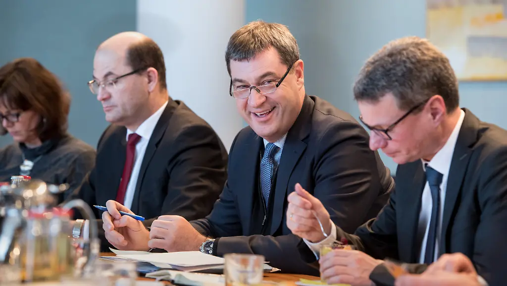 70d1d71c5c2294540f4f564513859ad7