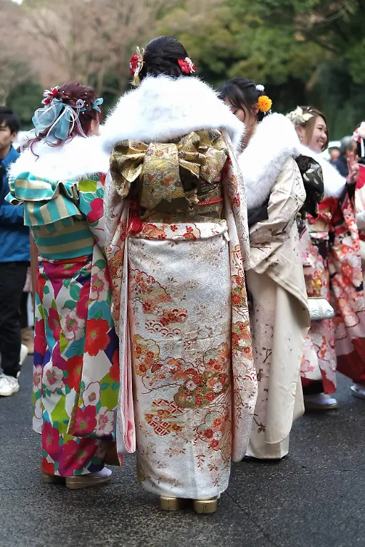 63c3e2157bb8ac71eef6d892c5b9a1bd