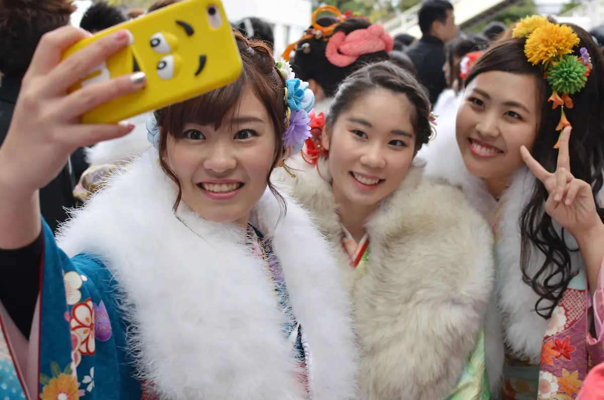 8225047e5ebb52039c1dd2452415f977