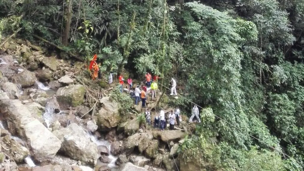 727a300f2ee18f64f093d48b20d3d2bf