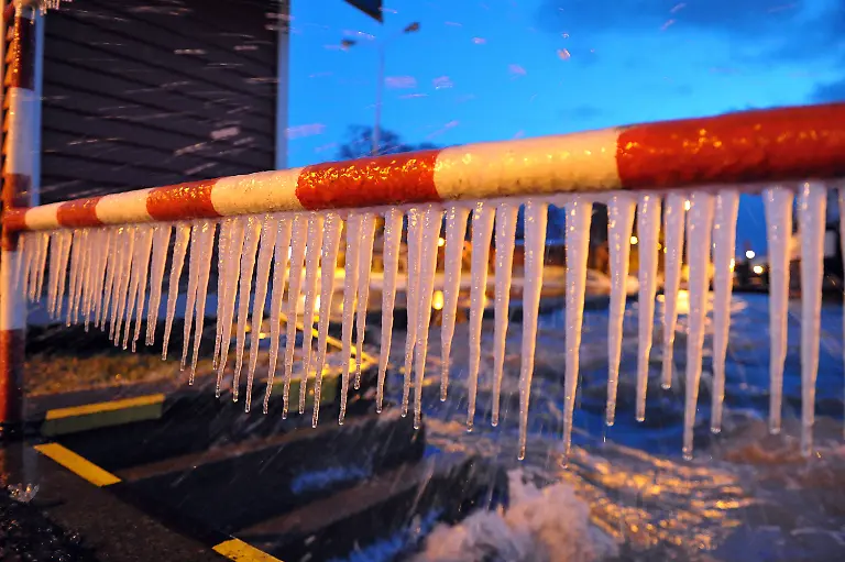 98343a3c007acf4d2f2c1c81446becb9