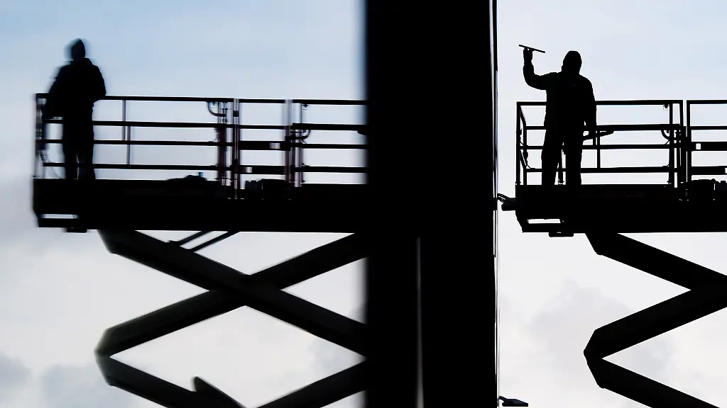 6d2a802088a3bd44944428fdf00f988e