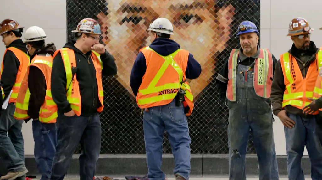 f9c92f562a1a8e53e104a9bdb8090813