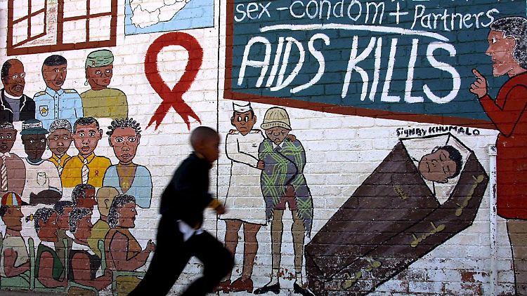Besonders in Afrika wissen zu wenige Menschen, dass Aids tödlich ist.