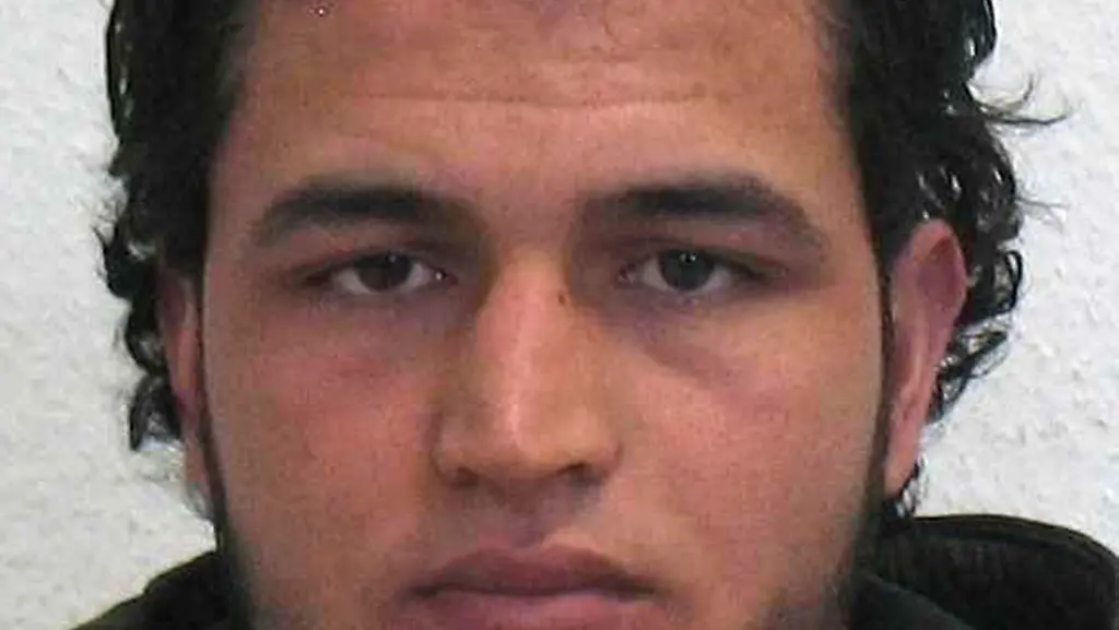 2e0855d9dda415f24a8ccc9de6ea0220