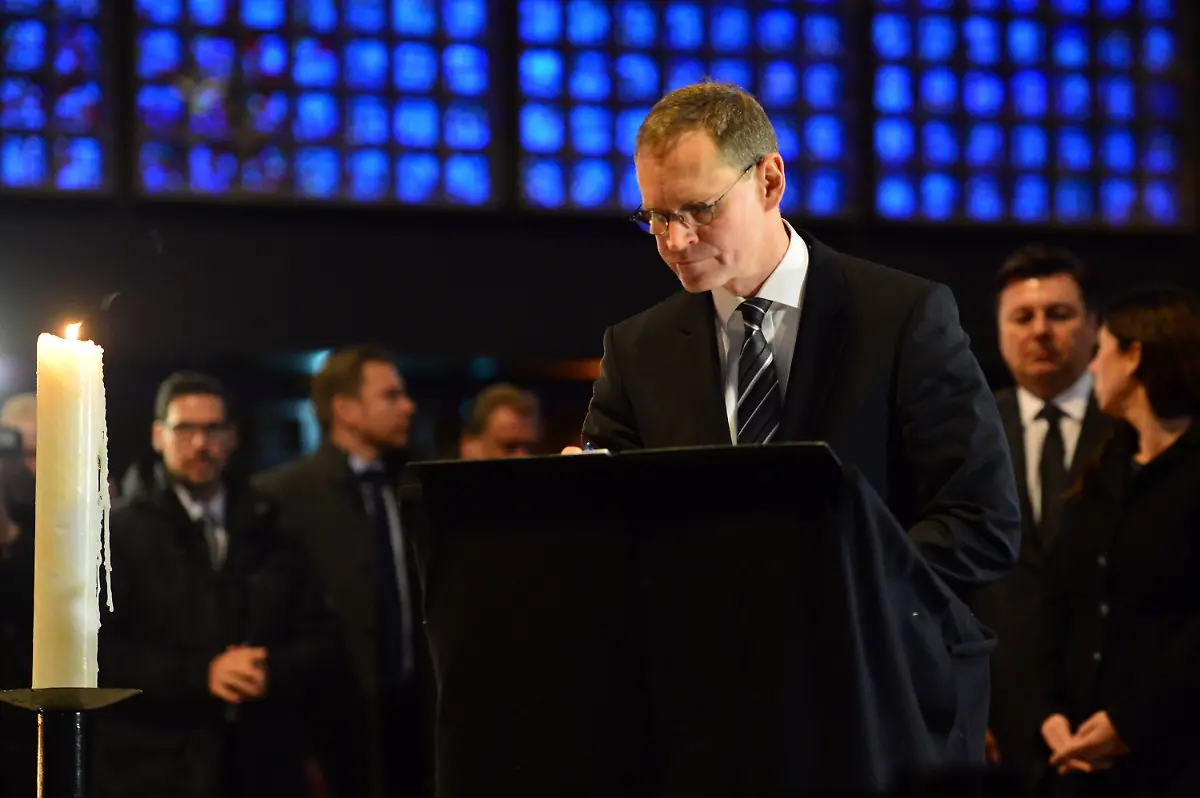 9668c60bc2675c10e8bca3fa3d3d61ec