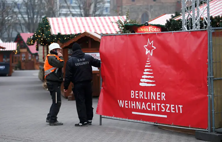 706f60bda1704a9cef66cc0e0c7f807b