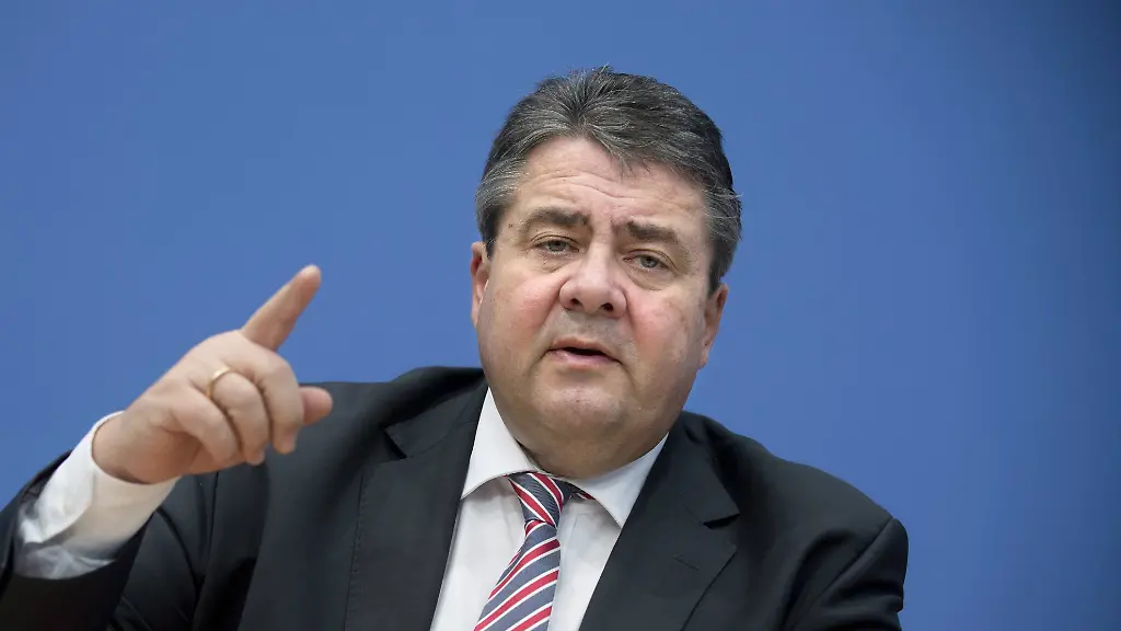 95bdf2004c1ea066802d3ead1c33ca7e