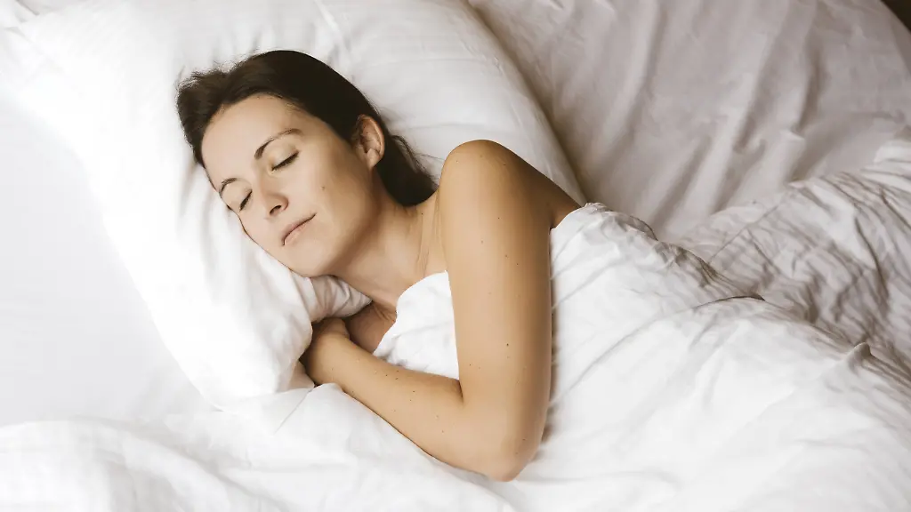 In-eleganter-Bettwaesche-laesst-es-sich-angenehm-schlafen