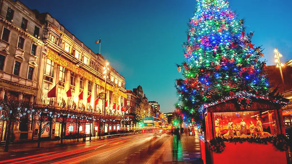 medium-DublinAtChristmas-OConnellStreet1