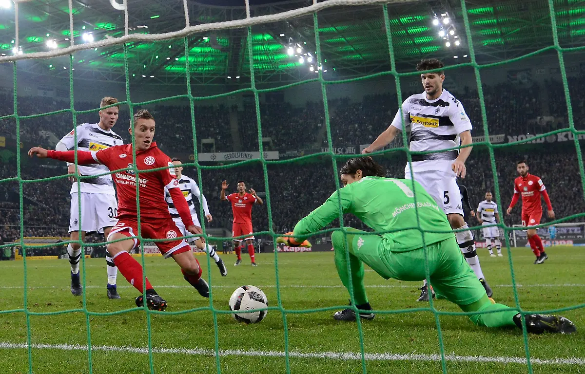 bf02f998eb90beb5154883fa3a95a6b8