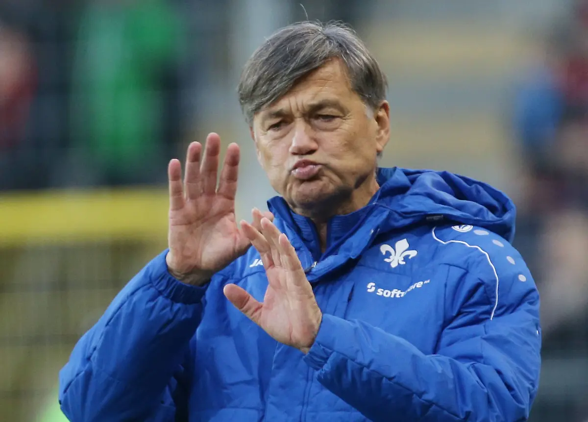 ce8e4cd8ed506d754e0198171c43a7bf