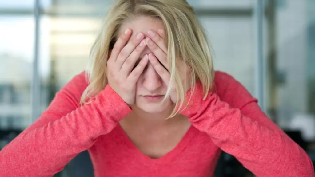 Im-Buero-trotz-Krankschreibung