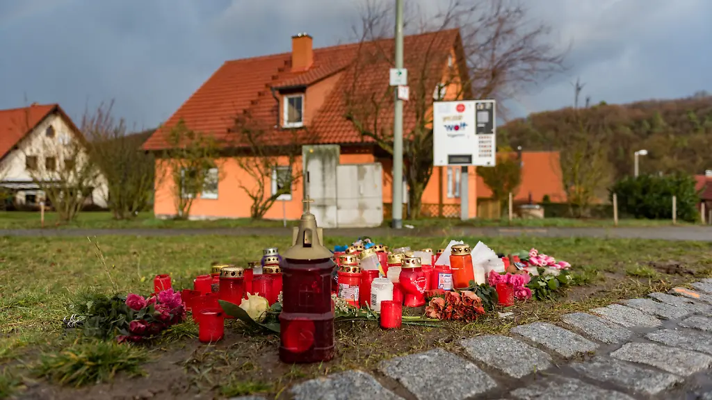 6aa6c62ed6554ffef729a6bfe0c974b6