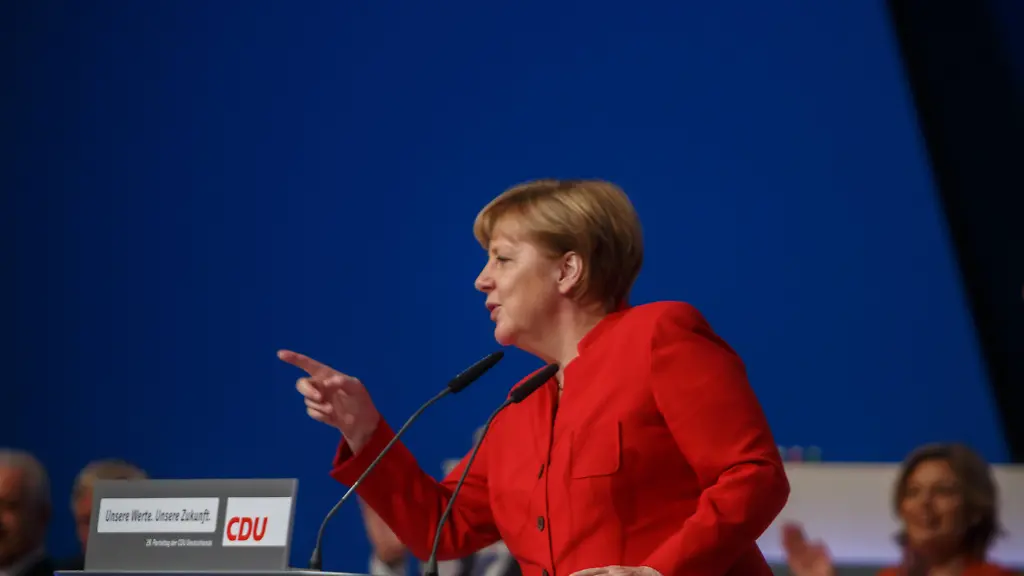 3b83efd7d2e886211f762fcf7e056a40