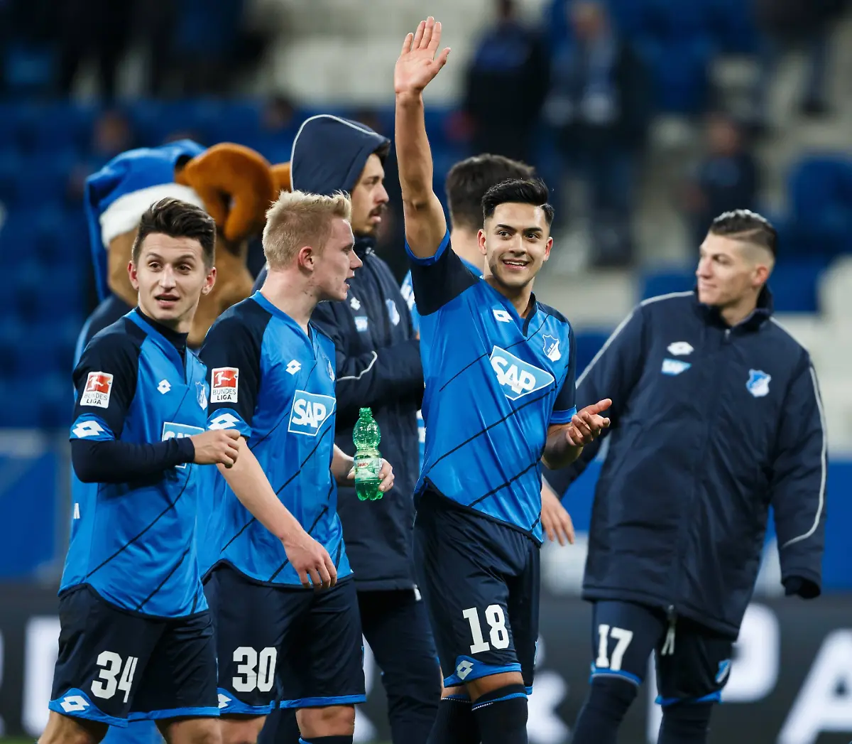 ddcae66218851a64ad6c26f29c83f8e3