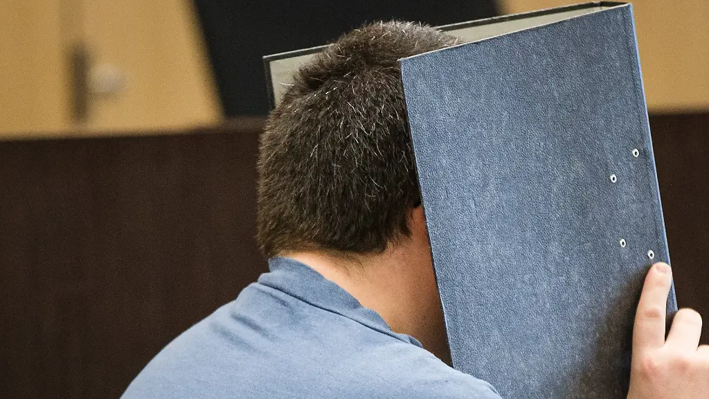 9150e0a66f9caed078ae948dd23fcc56