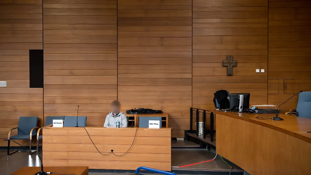 8145c8555123cd1d6a53760acae89024