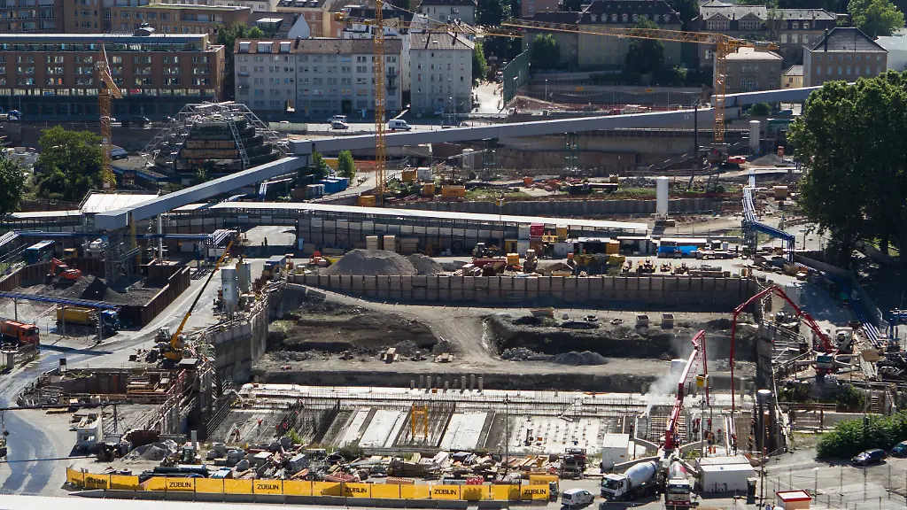 903e9fc45cd30a6fa2f9c8a0bd05b773