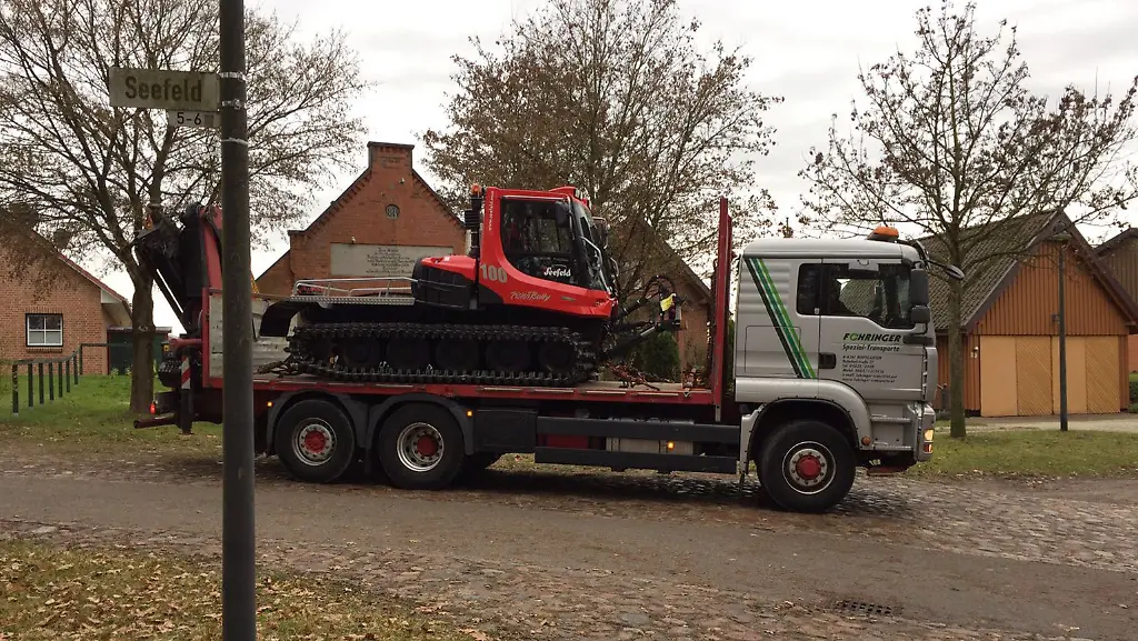 e5266d03bb2bfa87f91a2906aaa44bb7