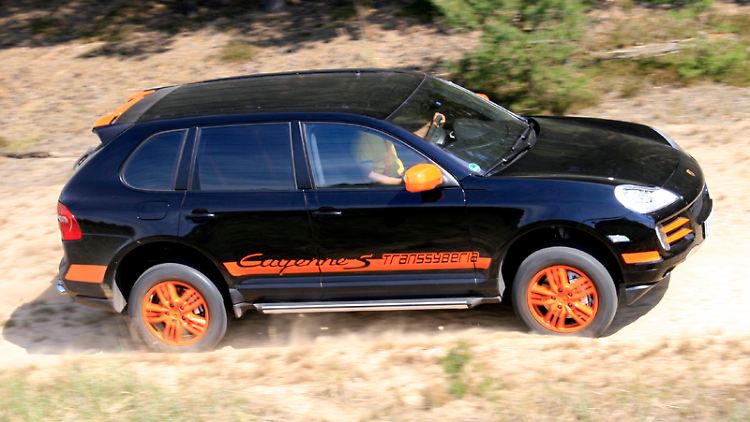 Wem die Original-Rallye-Lackierung zu auffällig ist, kann auch ein dezentes Graumetallic bekommen.