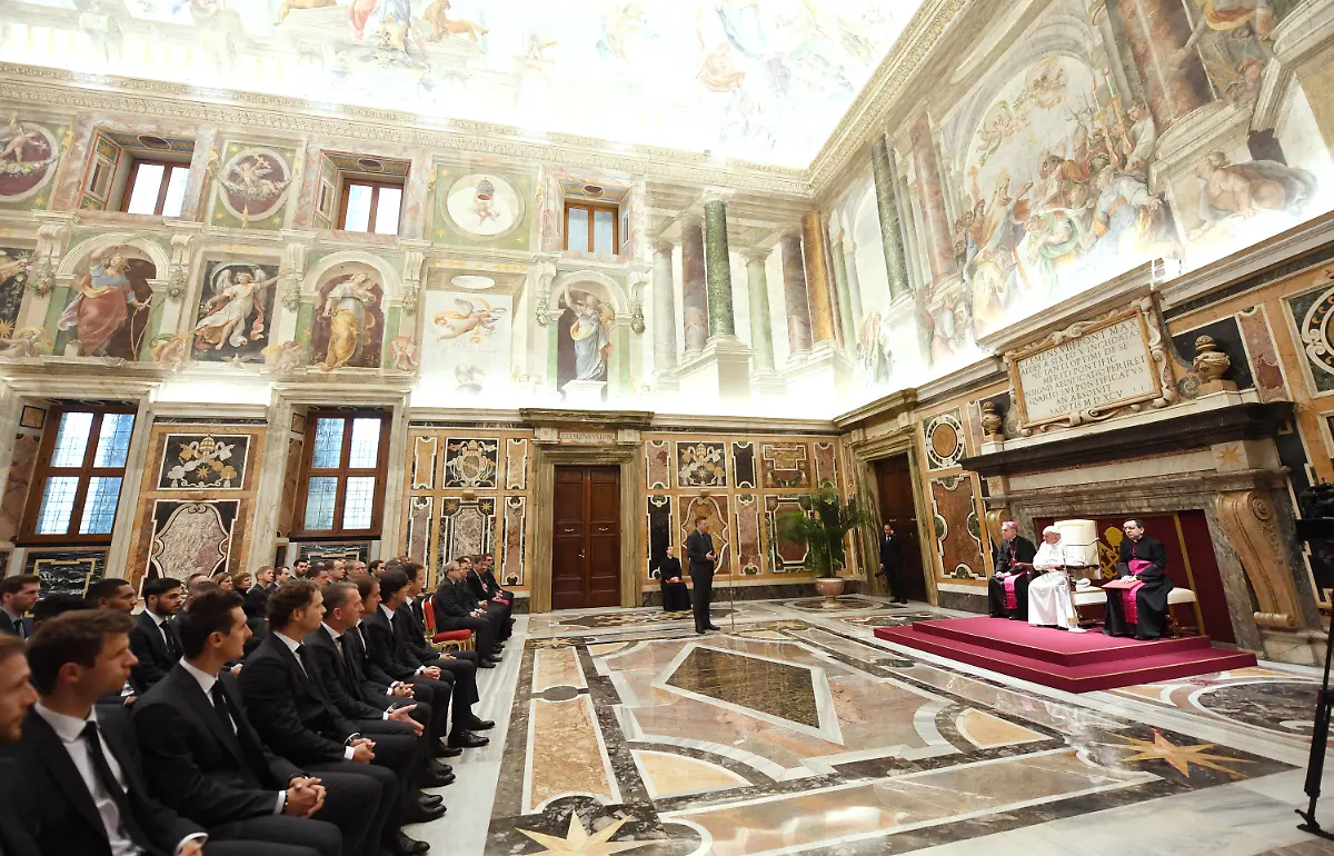 756577e7727c4f4d238eaefade5b9bc2