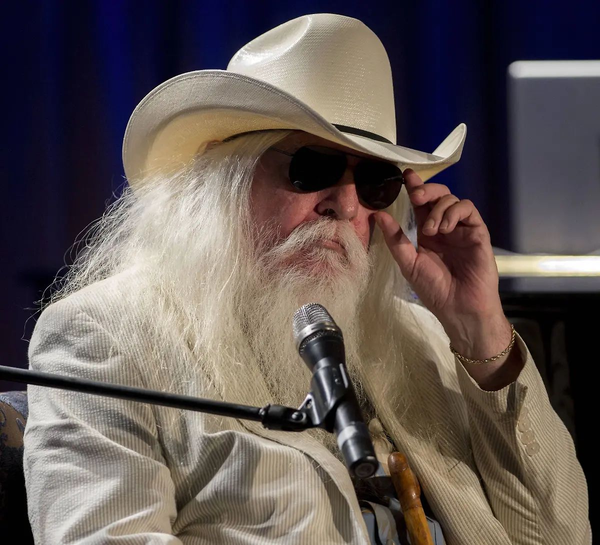 d90602c0cda85f068fdd74fbca35a4f3