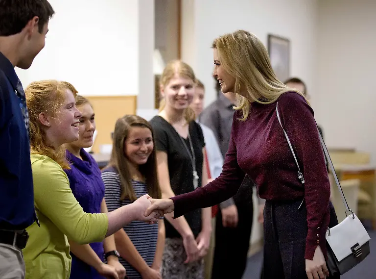 c9bb6d7e7abcb5fece2592370bb4047d