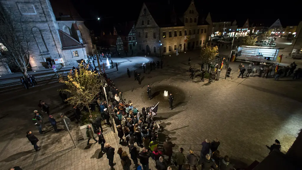 135b15d2fd56cd7fd9e7a2ce6963b858