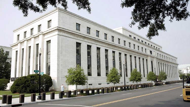 Die US-Regierung und die Fed müssen der nächsten Krise vorbeuegen, so die Meinung von Barofsky.