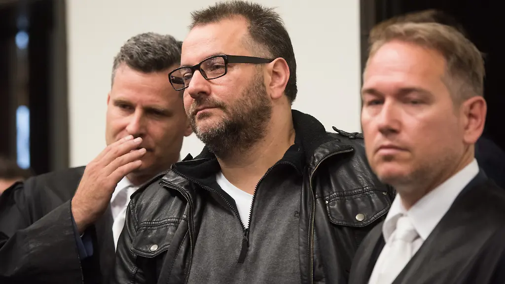 49ed1a949d02fbdca688b9fcab60d86e