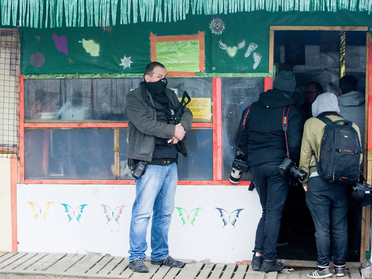 98e3e76a301e212021d5966693a75aff