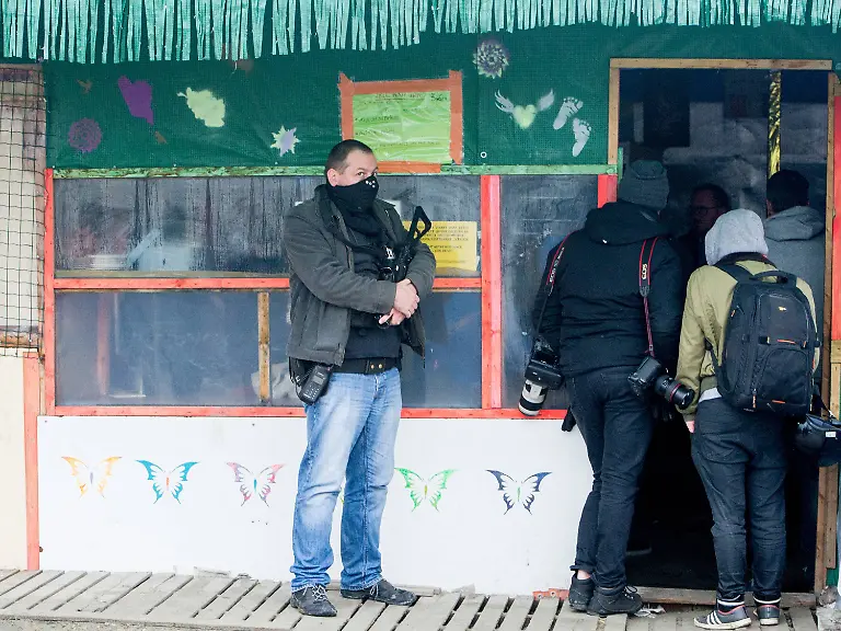 98e3e76a301e212021d5966693a75aff