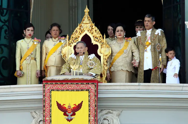 fcb7aab8b559b822f3e3cbdd4243e1ab