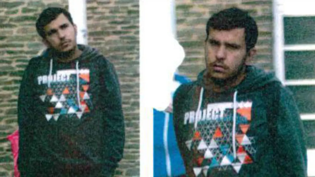 1006fbc6e5ef6e1745f556e3f590be38