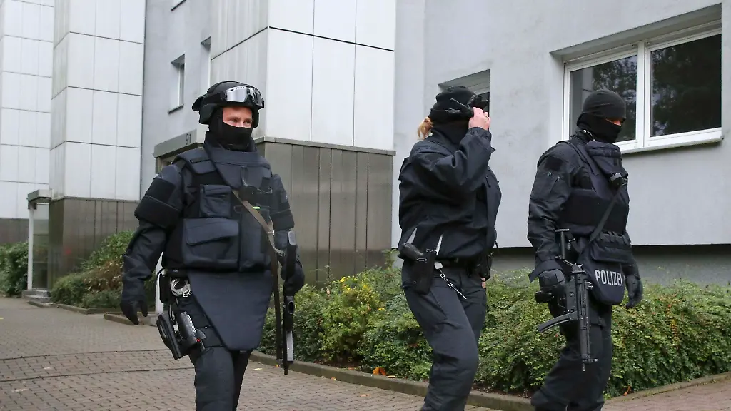 7eb78d7720d84903015b980fc4424dcb