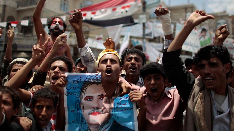 Oppositionelle demonstrieren in Sanaa.