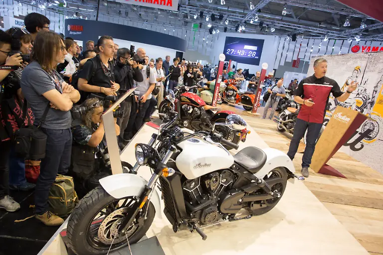 intermot-16-009-010