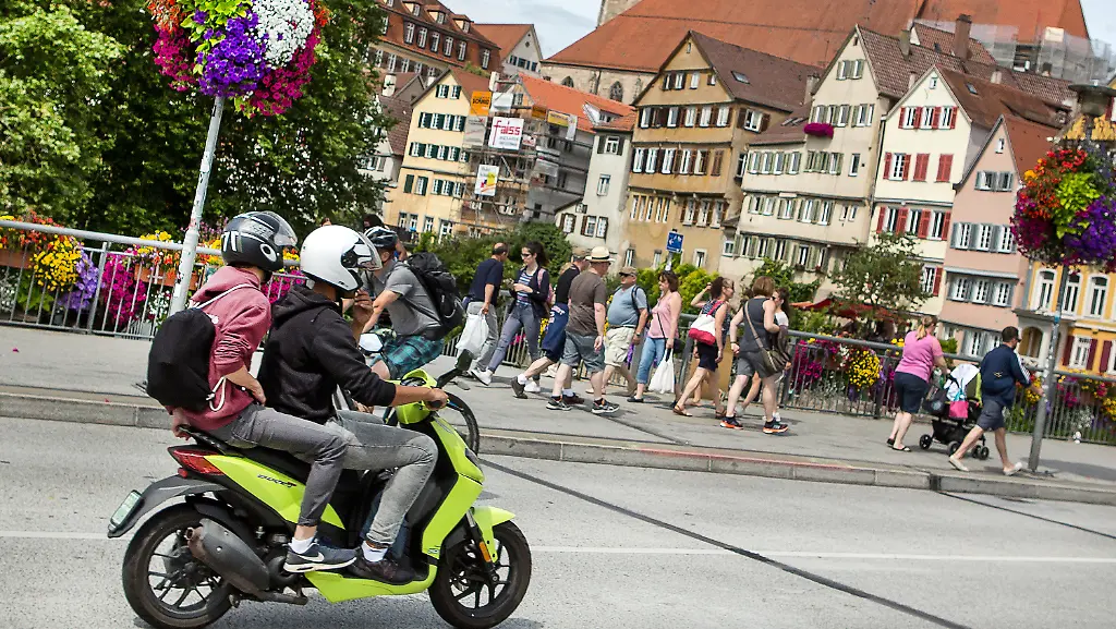 6a0d9cf6230148576fcb25f7a4af48e6