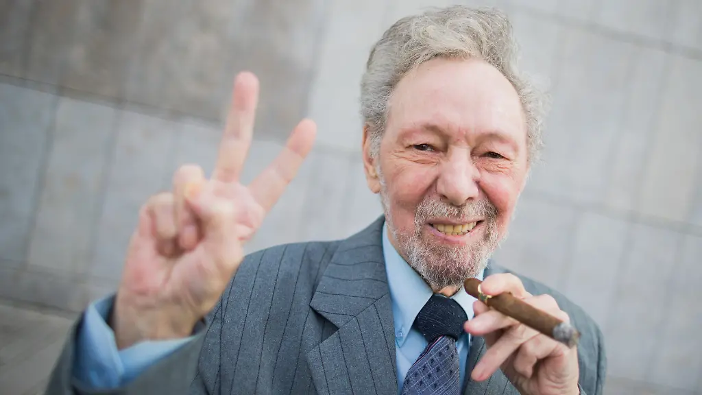 2172f84b03d6d648d6318f62db59717f