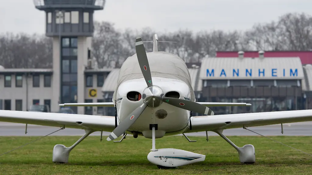 08dbc2b529a90dde38e5d717ddb66023