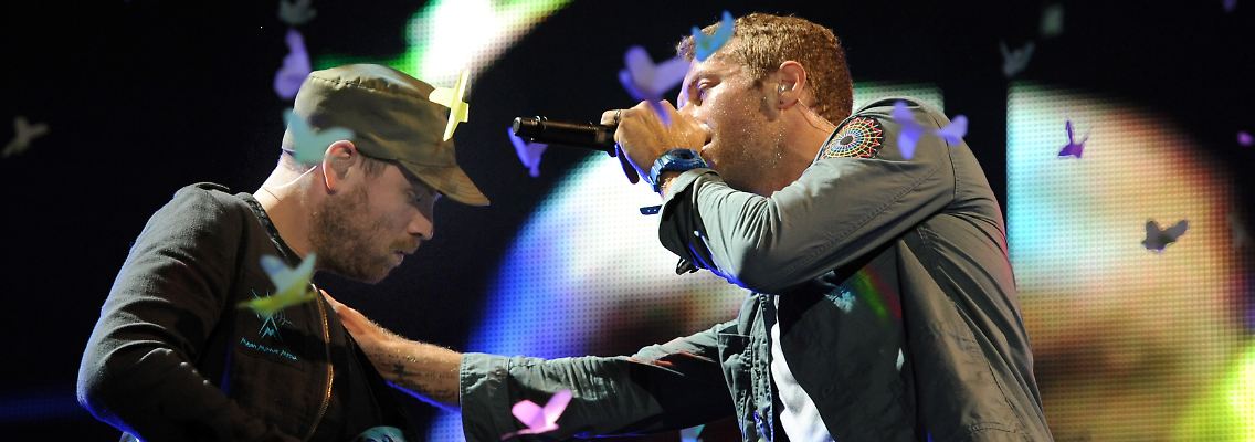 Sänger Chris Martin und Gitarrist Jonny Buckland in Action bei "Rock am Ring".