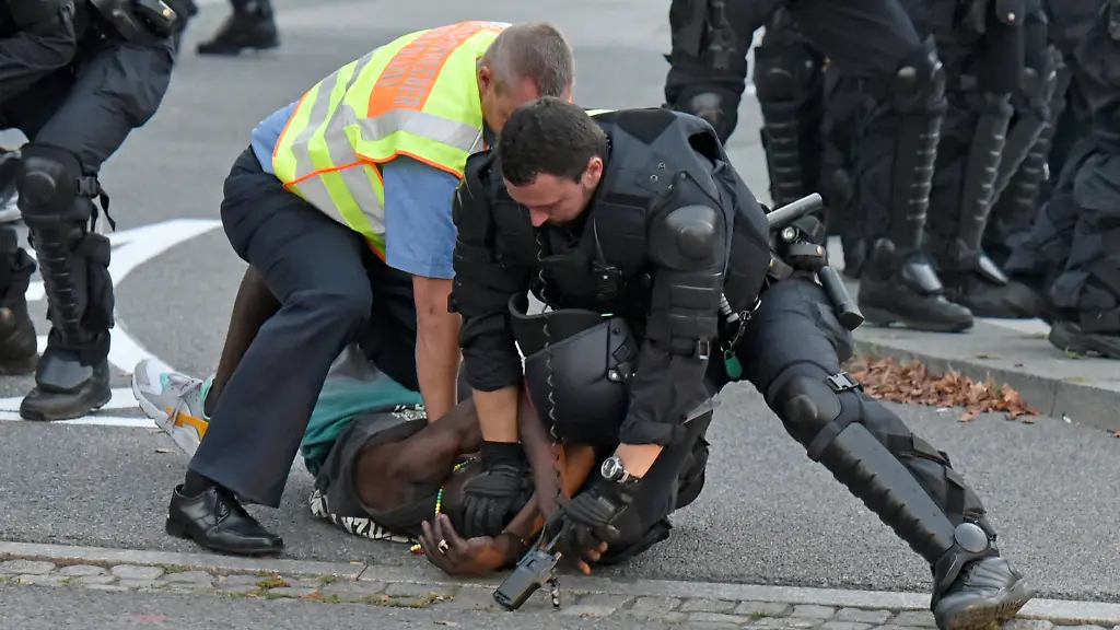 52192f238079c43b6ce4529cac4ebefe