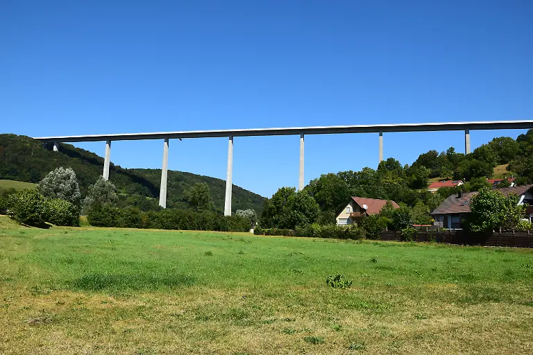 Landkreis-Schwaebisch-Hall-Braunsbach-Geislingen-am-Kocher-Kochertalbruecke1