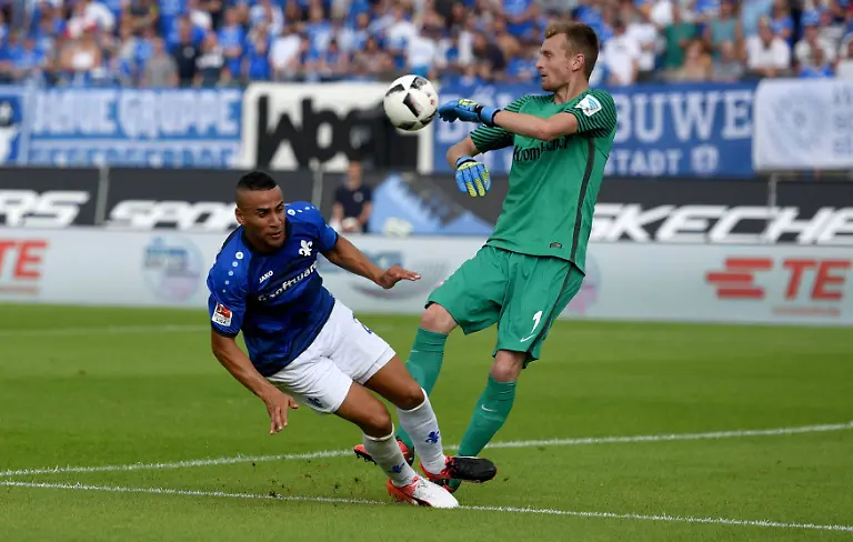 8d3af794fa704a95f54892a182847838