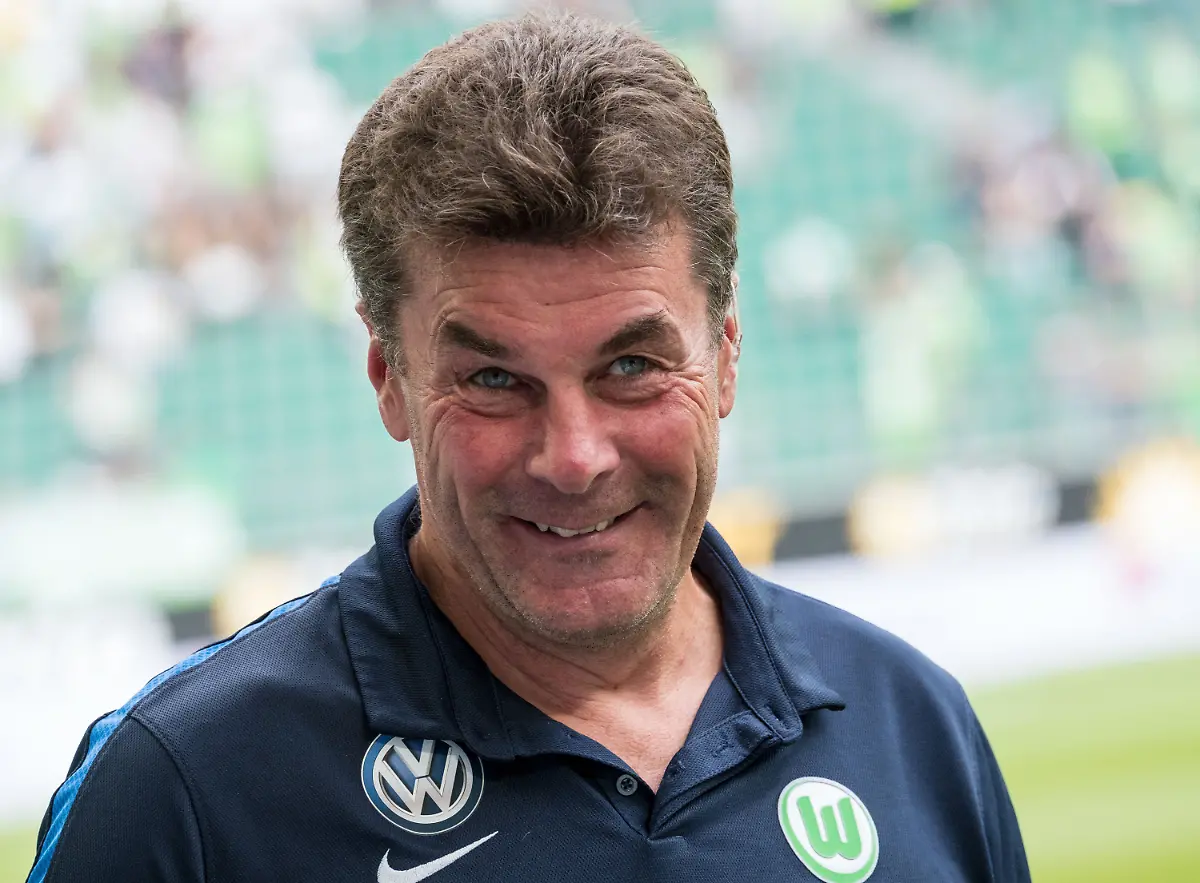 b8922ee0fa61f379b078124db0c7e158