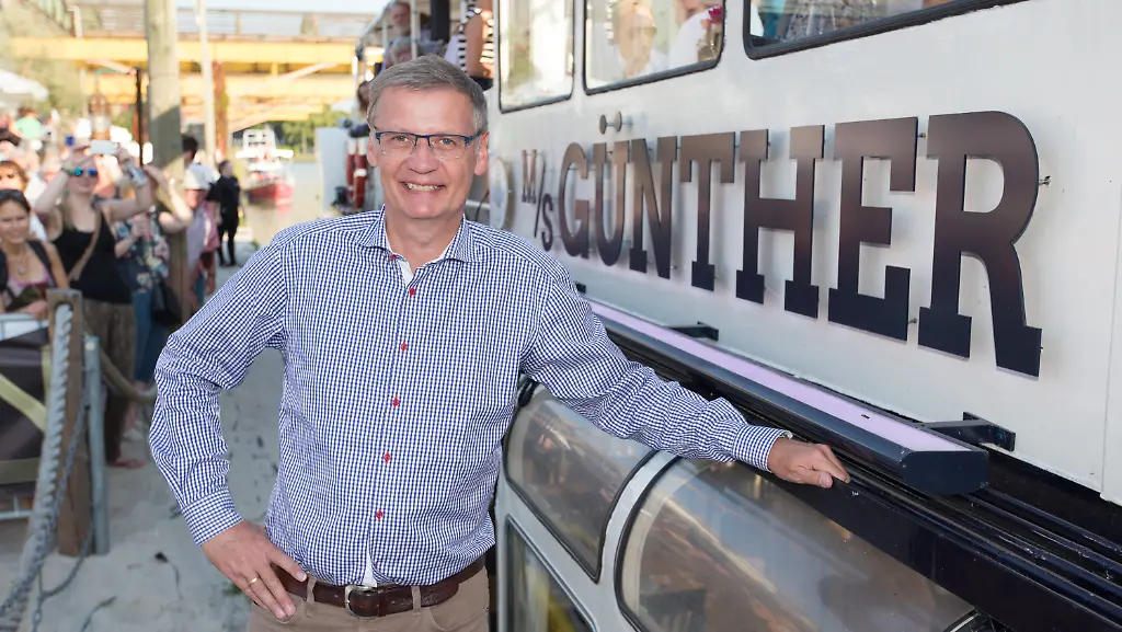 41ad133efa63b883a86242d206542f90