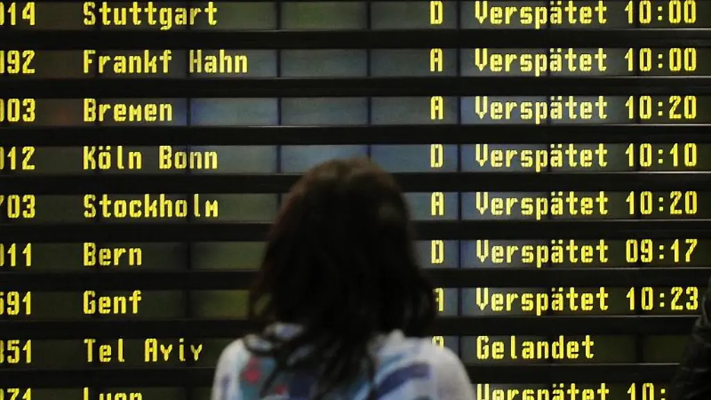 Wer-auf-seine-Rechte-als-Fluggast-bei-Verspaetungen-oder-Ausfaellen-pochen-will-sollte-sich-die-Umstaende-schriftlich-bestaetigen-lassen